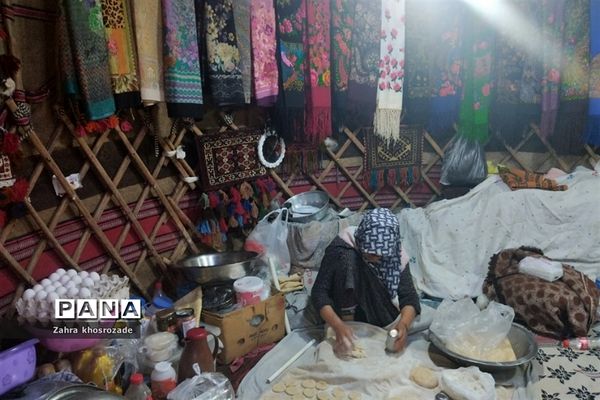 برگزاری نمایشگاه صنایع‌دستی و محصولات روستایی و عشایری در مصلی امام خمینی (ره)