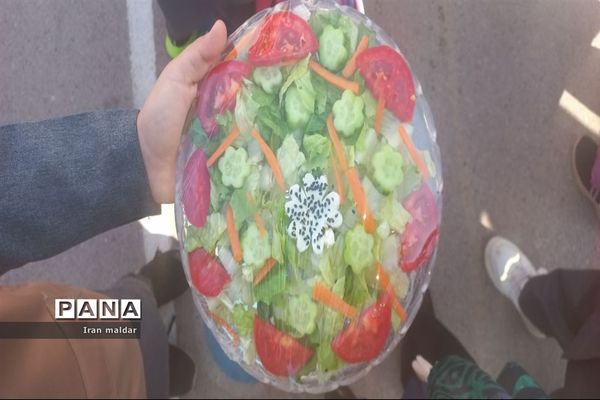 جشنواره صبحانه سالم در دبستان لطیفه