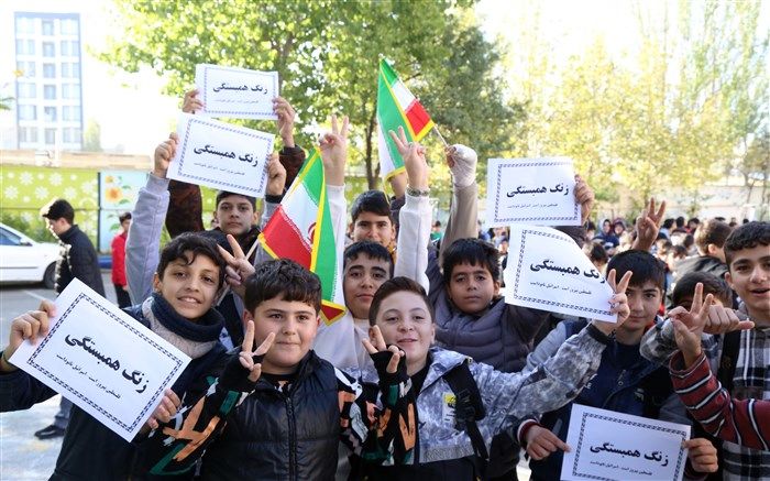 نواخته شدن زنگ همبستگی با مردم فلسطین در مدارس استان اردبیل