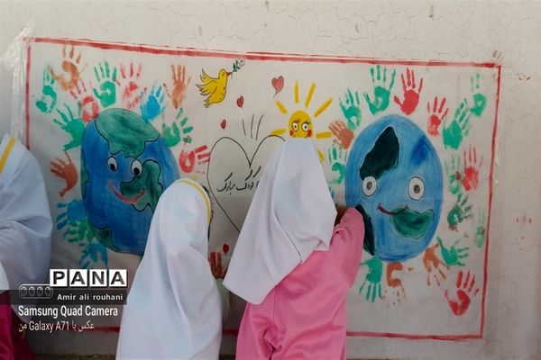 برگزاری مراسم روز جهانی کودک در فاروج