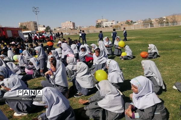 جشن روز جهانی کودک در ورزشگاه آزادی