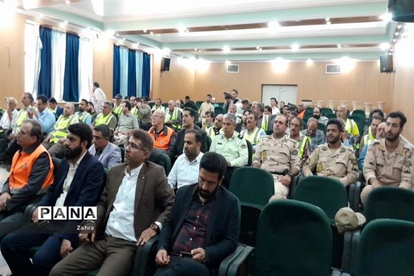 برگزاری همایش استفاده از کلاه ایمنی در هفته نیروی انتظامی شهرستان جوادآباد