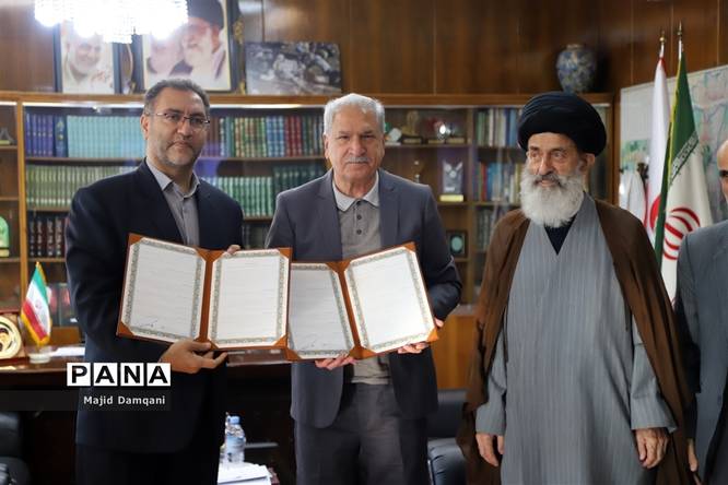 آیین امضای تفاهمنامه بین جمعیت مبارزه با استعمال دخانیات ایرانیان و ادارهکل آموزش و پرورش شهر تهران
