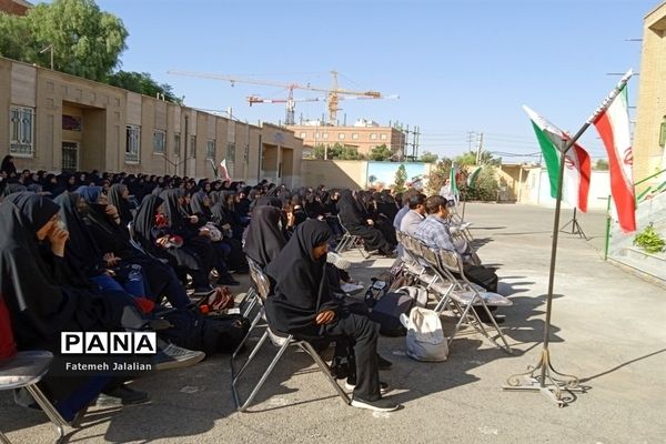 مراسم یادواره شهدا در دبیرستان شاهد رضویه قم