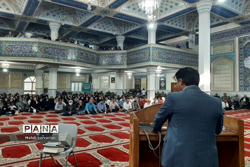 برگزاری جلسه انجمن اولیا و مربیان دبیرستان پسرانه عبدالحسین قفلی در ناحیه ۷