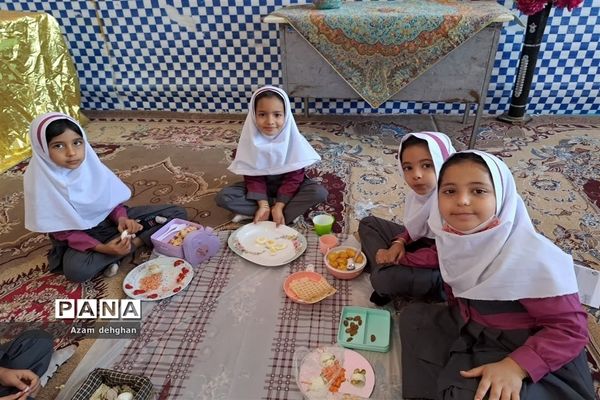 صبحانه سلامت و روز جهانی تخم مرغ در دبستان ارشاد خاتم