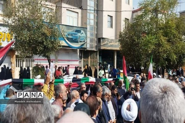 راهپیمایی مردم شهرستان قرچک در حمایت از مردم مظلوم فلسطین