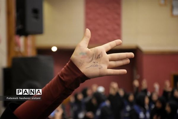 دومین روز از اردوی ملی آموزش دانش‌آموز خبرنگاران دختر