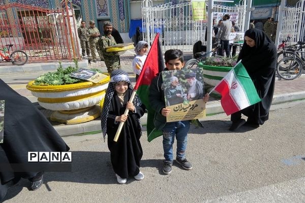 برگزاری راهپیمایی برای حمایت از کودکان فلسطینی در بجنورد