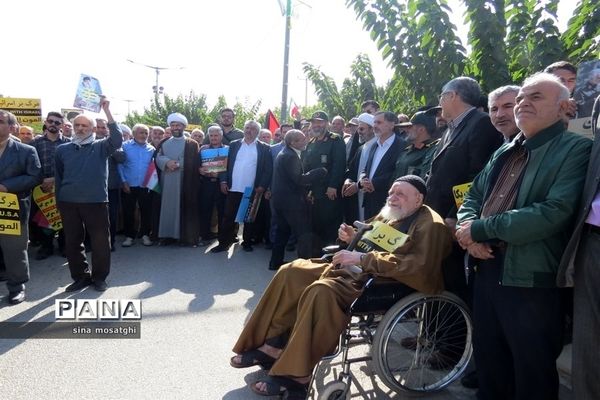 برگزاری راهپیمایی برای حمایت از کودکان فلسطینی در بجنورد