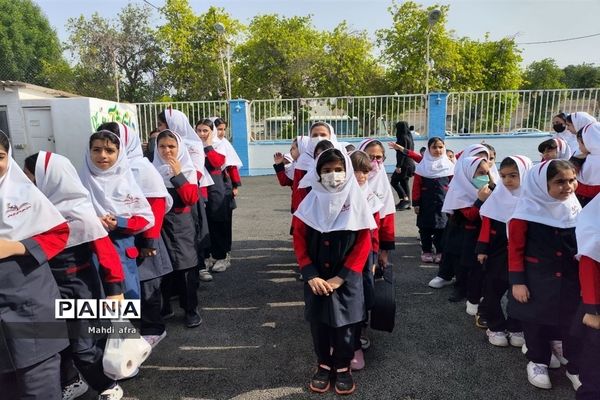 دیدار دانش‌آموزان دبستان حوریای بهشتی با سالمندان سرای آل یاسین بهبهان