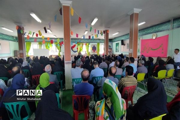 انتخابات انجمن اولیا و مربیان در مدارس شهرستان ملارد