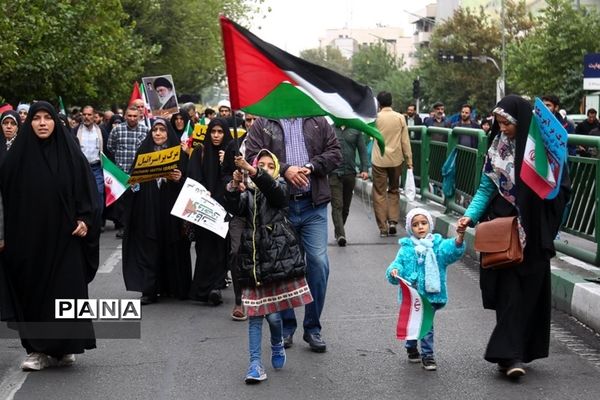 راهپیمایی مردم تهران در محکومیت جنایات رژیم صهیونیستی