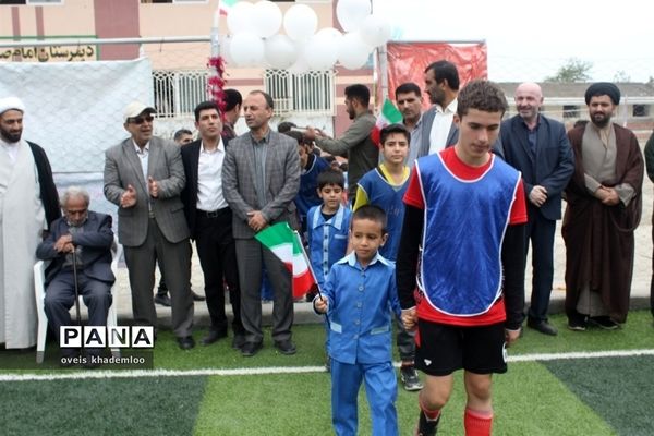 افتتاح چمن مصنوعی دبیرستان امام صادق (,ع) گلوگاه