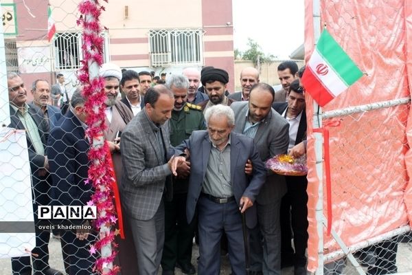 افتتاح چمن مصنوعی دبیرستان امام صادق (,ع) گلوگاه