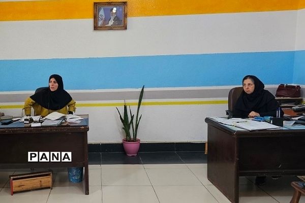 انتخابات انجمن اولیا و مربیان در دبستان ام البنین یک ناحیه یک شهرری