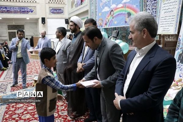 جشن قرآن دبستان علم و ادب در مسجد امام حسن مجتبی (ع) شهرستان مهریز