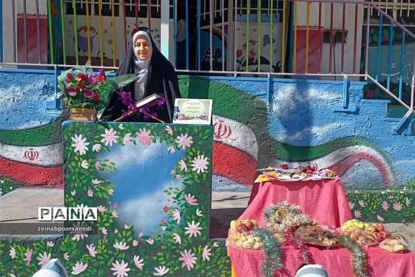 جشن قرآن پایه اول دبستان شهیده بنت‌الهدی شهرستان‌فیروزکوه