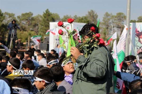 آیین افتتاحیه اردوهای دانش‌آموزی راهیان بهشت در شهر تهران