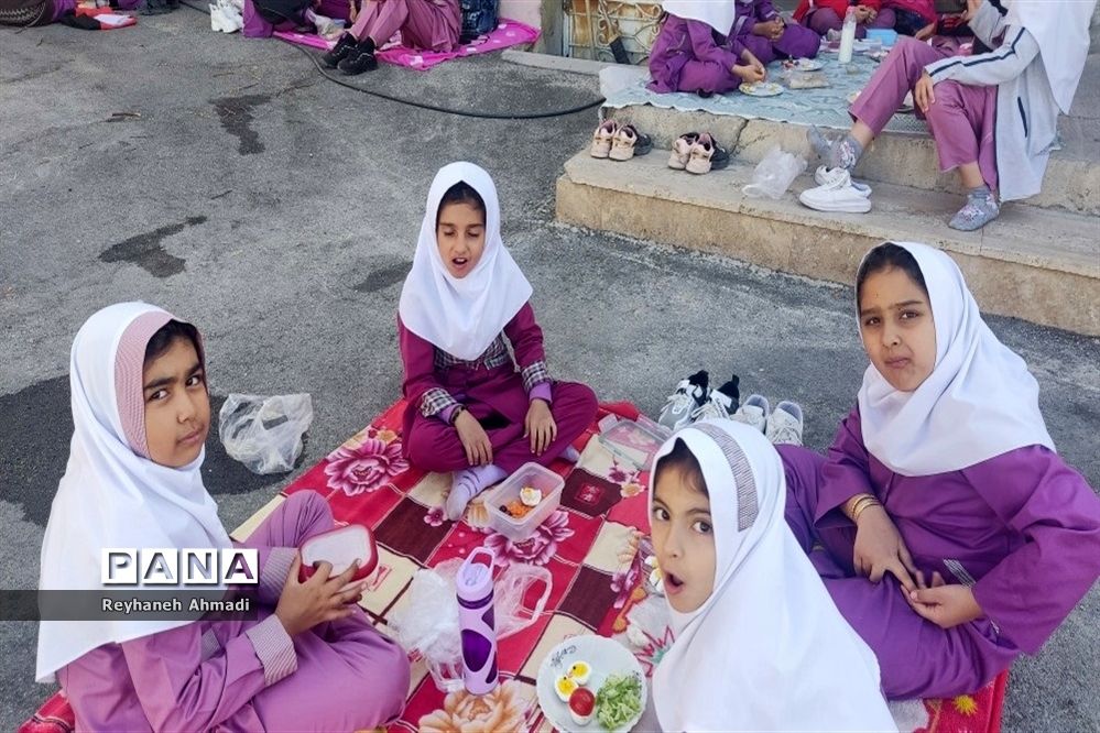 صبحانه سلامت در دبستان بوستان شهرستان بن
