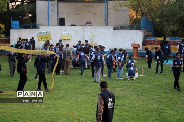 برگزاری بازی‌های تاما توسط دانش‌آموزخبرنگاران پانای لرستان در اردوگاه شهید باهنر تهران