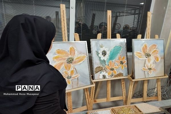 برگزاری نمایشگاه کارآفرینی در فرهنگسرای صفادشت