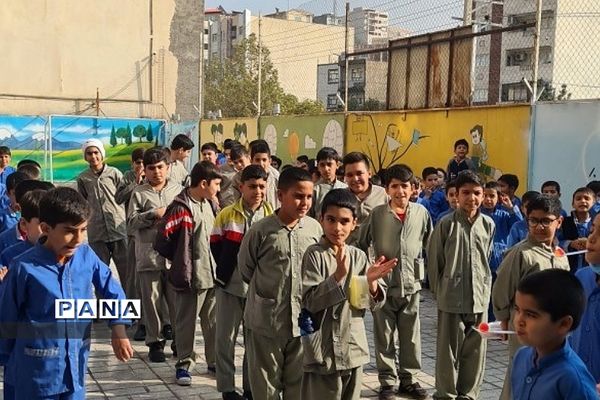 هفته بهداشت روان در دبستان هموطن ۲ رودهن