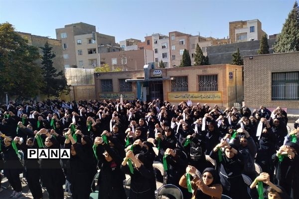 زنگ  همبستگی  با مردم مظلوم فلسطین در مدارس شهرستان‌قدس