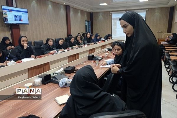 برگزاری طرح هر مدرسه یک خبرنگار در ناحیه ۲ بهارستان