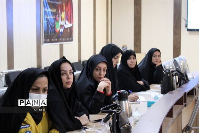 برگزاری جلسه هماندیشی مربیان تربیت بدنی در شهر جوادآباد