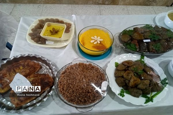 جشنواره غذای سالم در خلیل آباد