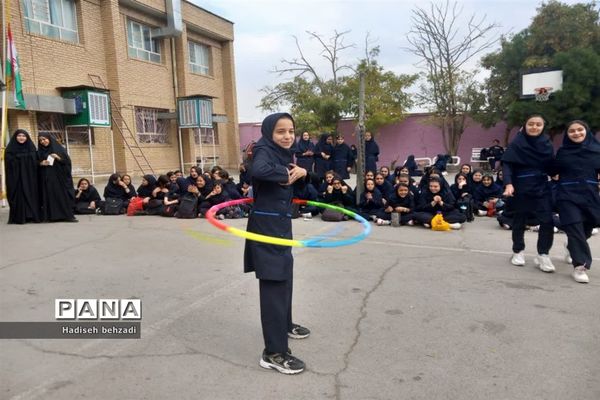 جشنواره غذا و مسابقات ورزشی درآموزشگاه آیت‌الله گلپایگانی اسلامشهر