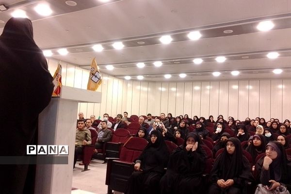 برگزاری کارگاه سواد رسانه و جنگ شناختی در آموزش و پرورش رودهن