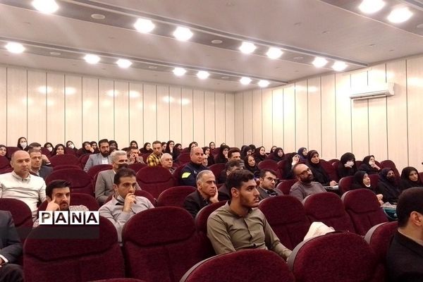 برگزاری کارگاه سواد رسانه و جنگ شناختی در آموزش و پرورش رودهن