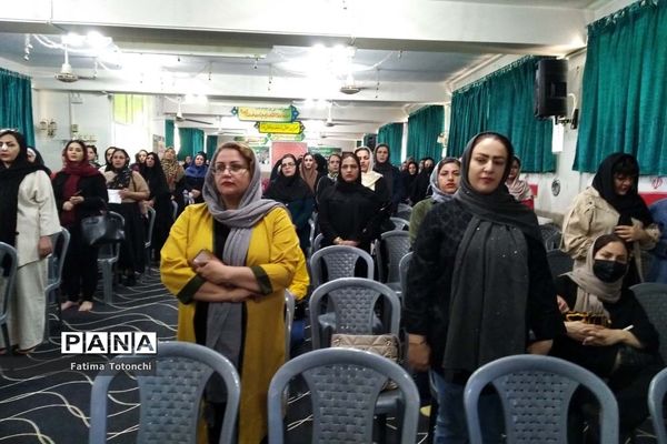 انتخابات انجمن اولیا و مربیان در مدرسه گراشی ناحیه۳ شیراز