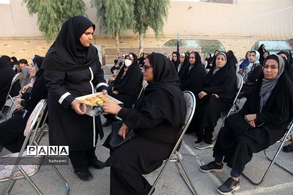 انتخابات انجمن اولیاء و مربیان در دبیرستان دخترانه عفت یزد