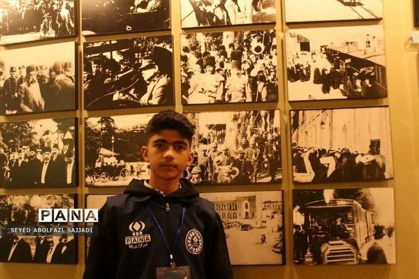 بازدید دانش‌آموز خبرنگاران پسر پانا از موزه سینما