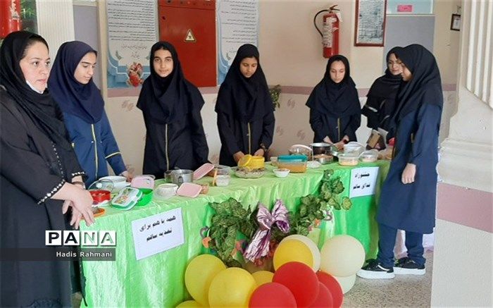 برگزاری جشنواره غذای سالم در مدرسه نور هدایت شهریار /فیلم