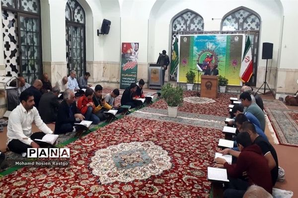 برگزاری محفل انس با قرآن به یاد شهدای غزه در زیارتگاه شهید آیت الله مدرس(ره) کاشمر