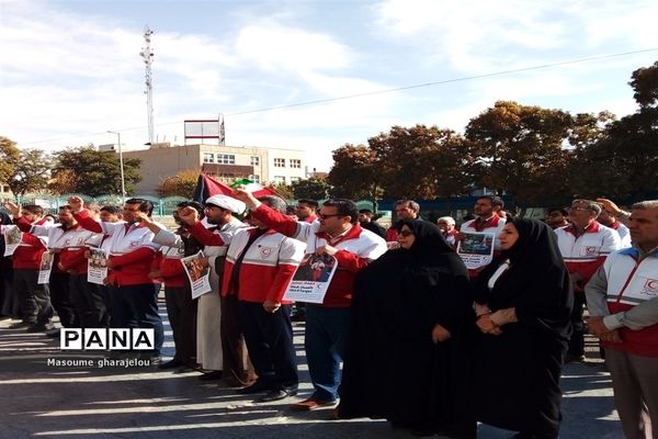 اجتماع جمعیت هلال احمر استان زنجان در محکومیت حمله به امدادگران