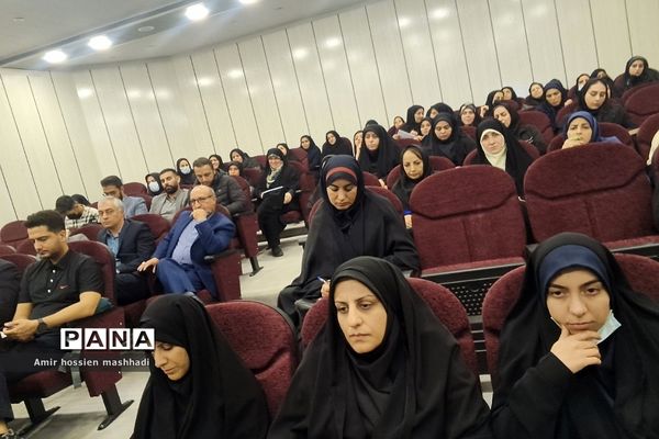 برگزاری کارگاه تخصصی تبیین هویت اسلامی زن مسلمان در رودهن