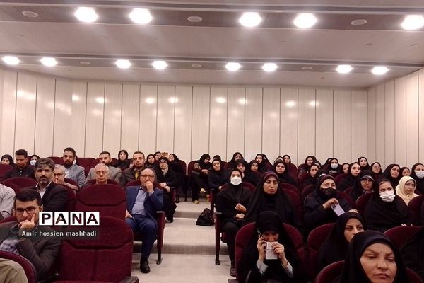 برگزاری کارگاه تخصصی تبیین هویت اسلامی زن مسلمان در رودهن