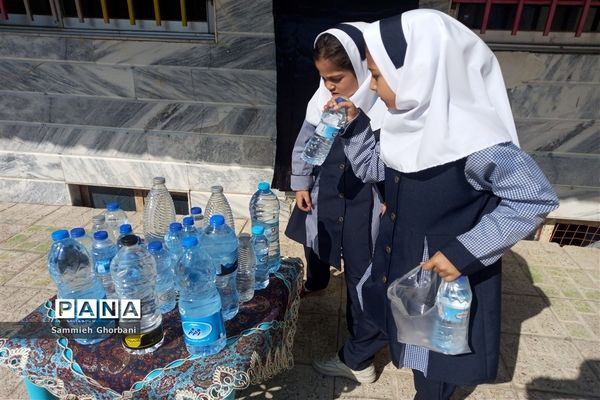 پویش نذر آب در دبستان غیر دولتی مهردخت ناحیه ۵ مشهد