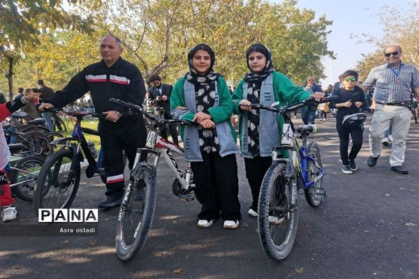 همایش بزرگ دوچرخه سواری در «بناب» شهر دوچرخه ایران