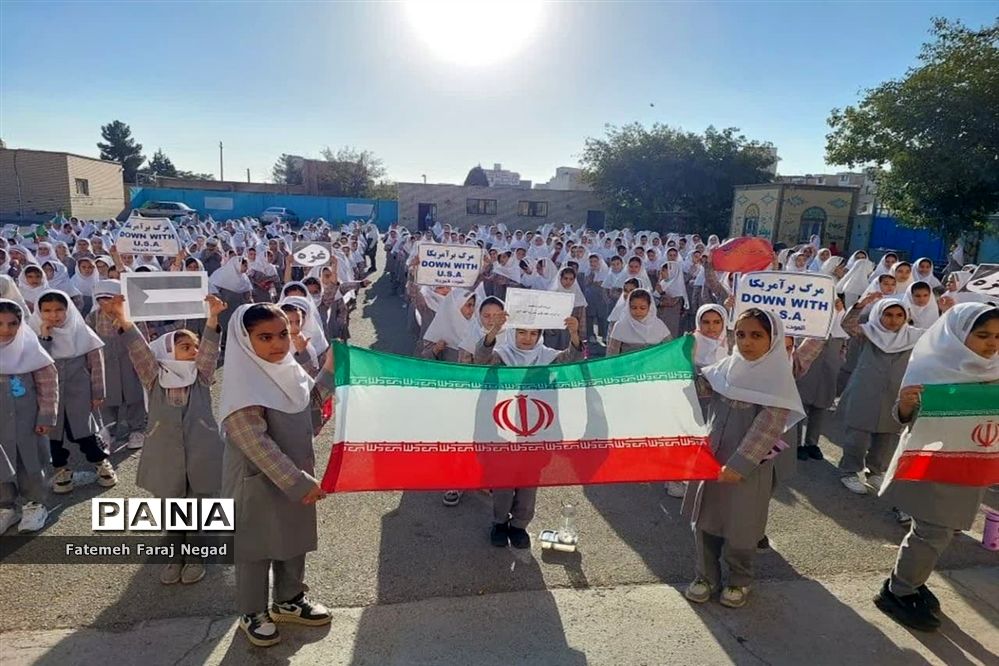 اعلام انزجاردانش‌آموزان آموزشگاه الله‌اکبر اسلامشهر از جنایات رژیم صهیونیستی