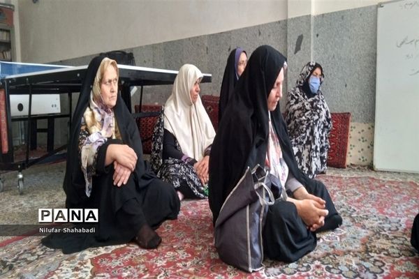 برگزاری کلاس سواد رسانه‌ای در پایگاه بسیج مسجد امیرالمؤمنین ملارد