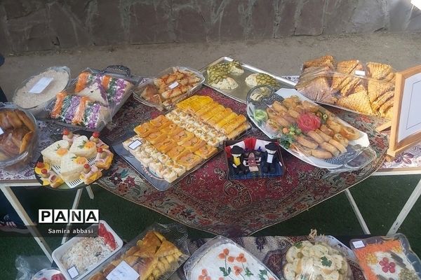 جشنواره غذا در دبستان شهید سجادیان رودهن