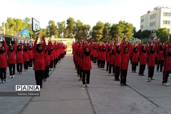 المپیاد ورزشی درون مدرسه‌ای در دبیرستان دخترانه حاج علی اکبر بهادر گراشی