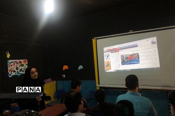 اولین جلسه آموزشی طرح هر مدرسه یک خبرنگار در ناحیه 2 شهرری