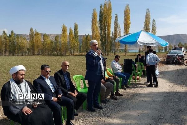 برگزاری مسابقه دوچرخه‌سواری کوهستان به‌مناسبت هفته تربیت‌بدنی در شهرستان فیروزکوه